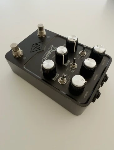 Universal Audio Dream '65 pedal