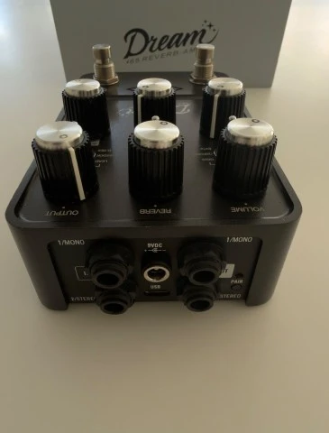 Universal Audio Dream '65 pedal