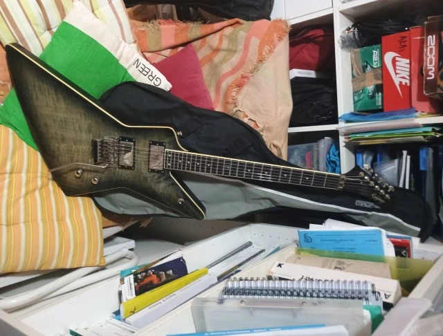 Epiphone Brendon Small GhostHorse Explorer 