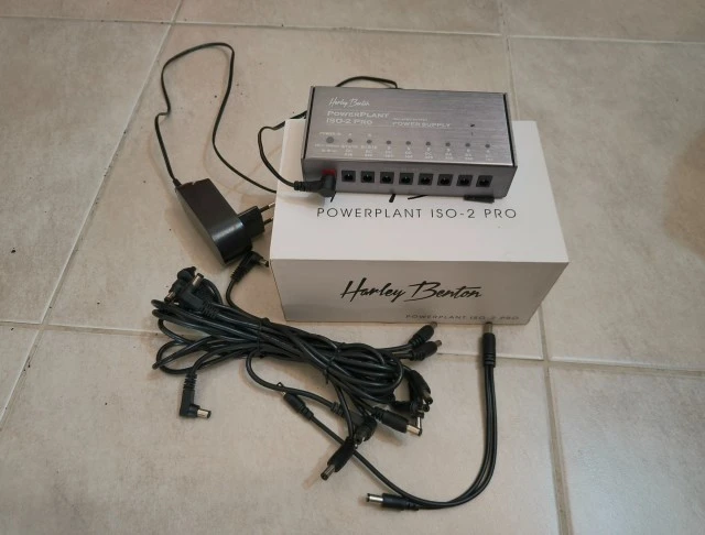 Harley Benton Powerplant ISO 2 pro τροφοδοτικό