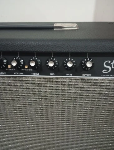Fender stage 100