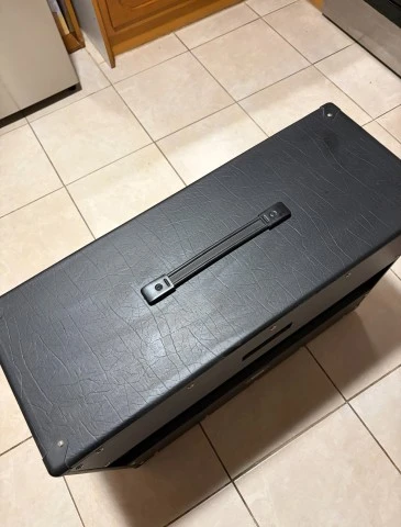 ΠΩΛΕΙΤΑΙ ΚΑΜΠΙΝΑ BLACKSTAR HTV 2X12