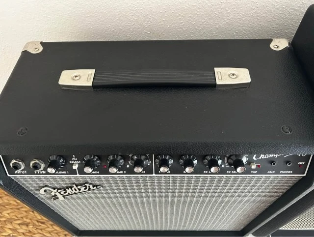 Fender Champion 40 | 12"