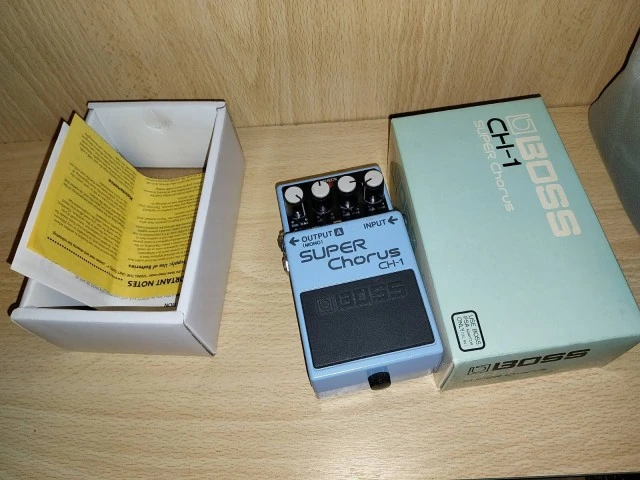 BOSS - SUPER CORUS, CH-1