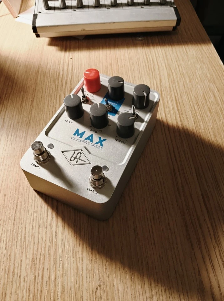 UAFX MAX PREAMP DUAL COMPRESSOR