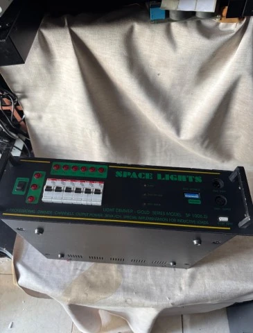 Πωλείται επαγγελματικό DMX Dimmer Φωτισμού Space Lights