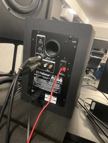 PRESONUS ERIS 4.5 STUDIO MONITORS