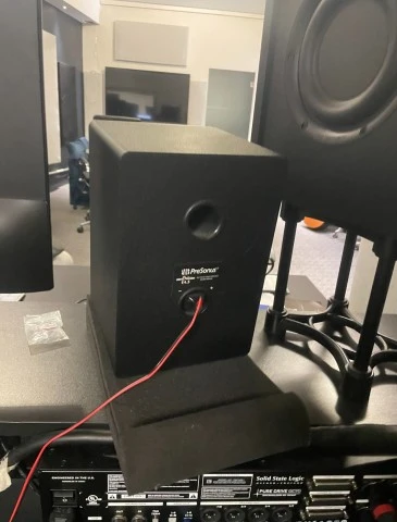 PRESONUS ERIS 4.5 STUDIO MONITORS