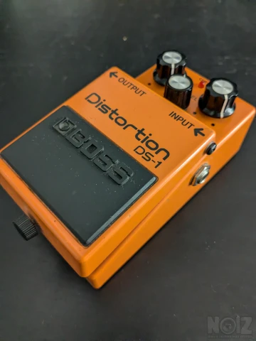 Boss Distortion DS-1  2004