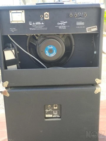 Πωλείται Ενισχυτής Fender Performer 1000
