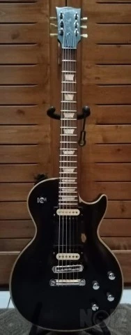Πωλείται Gibson les paul future