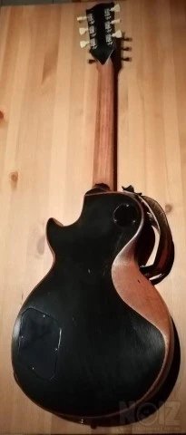 Πωλείται Gibson les paul future