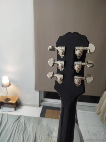 Epiphone les paul studio 2012