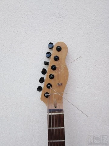 Cigar Box Guitar Tele Montecristo.