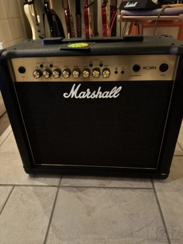 MARSHALL MG30GFX COMBO 30 WATT