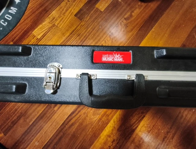 MUSICMAN HARD CASE