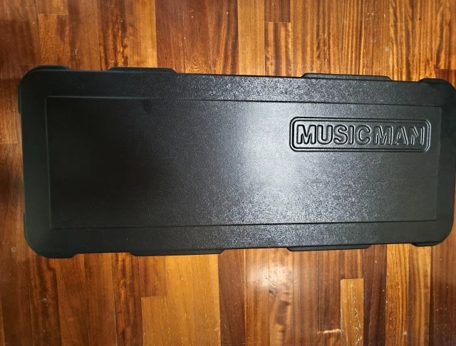 MUSICMAN HARD CASE