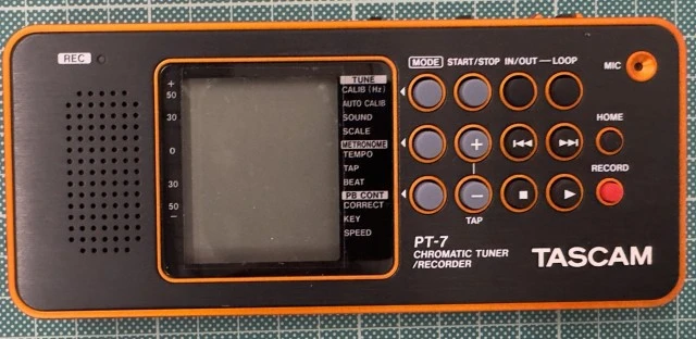 Tascam Χρωματικό Κουρδιστήρι σε Μαύρο Χρώμα