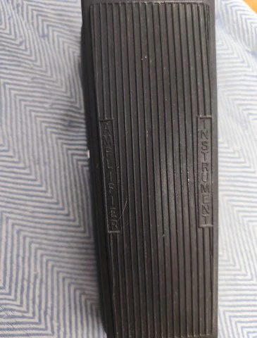 Πωλείται πετάλι Dunlop Crybaby GCB95