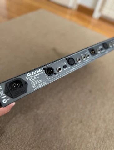 Alesis 3632 compressor