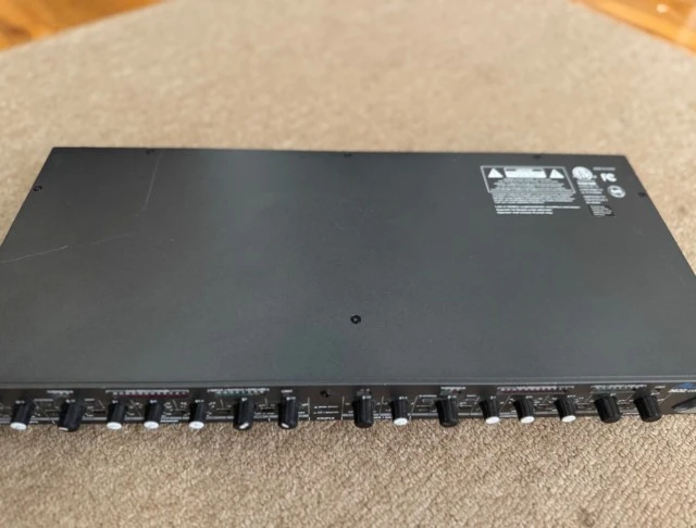 Alesis 3632 compressor