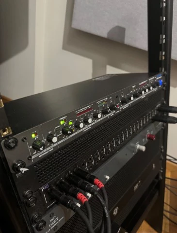 Alesis 3632 compressor