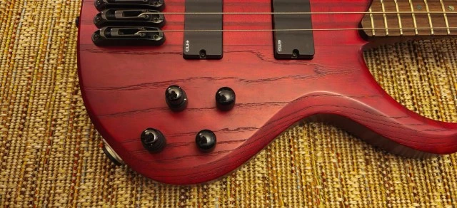 ibanez btb 700dx
