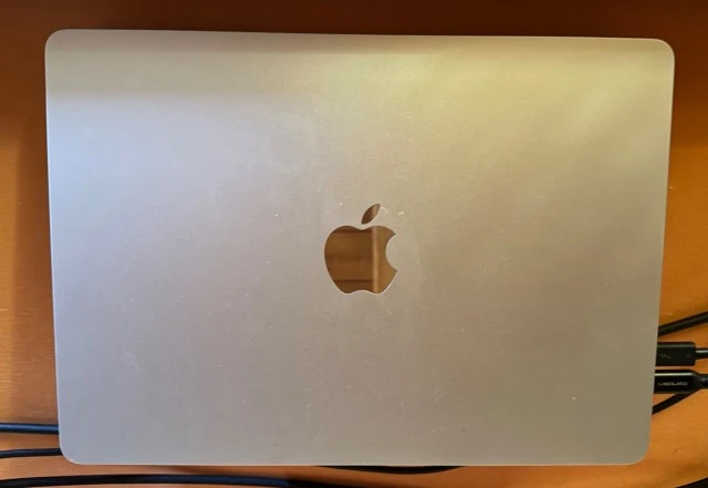 MacBook Air M4 13”