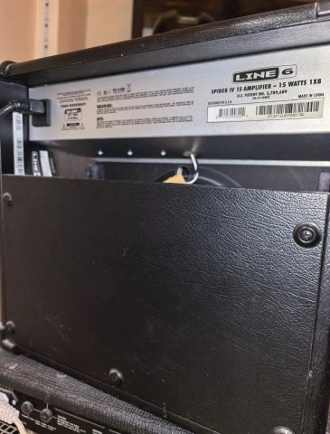Line 6 Spider IV 15