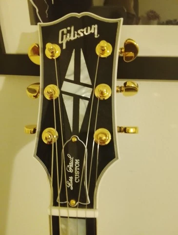 Gibson lp custom 2024-25