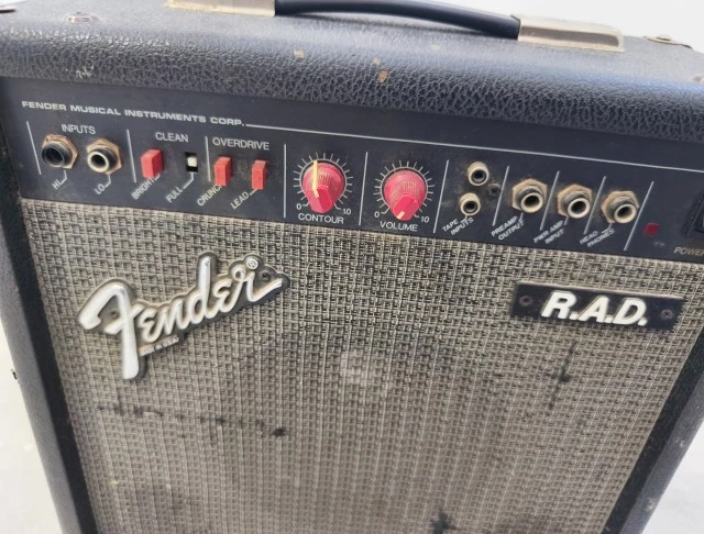 Ενισχυτής Fender R.A.D. 20-Watt