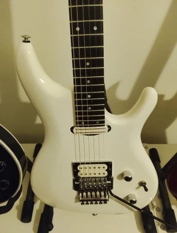 Ibanez satriani js2400 japan