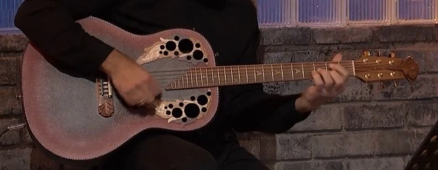 Ovation Adamas  1687 GT