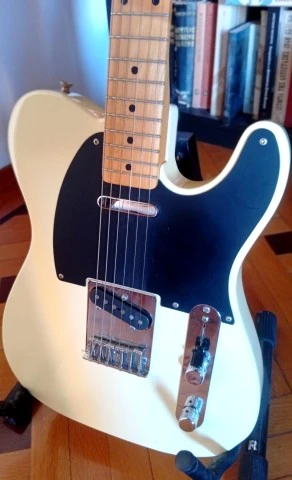 Fender Squier Telecaster Silver Series – Made in Japan 