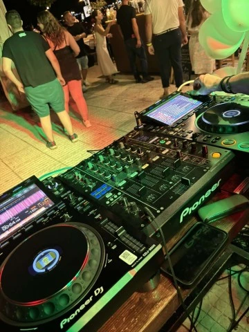Ενοικίαση 2 x CDJ-3000 & DJM-900 NXS