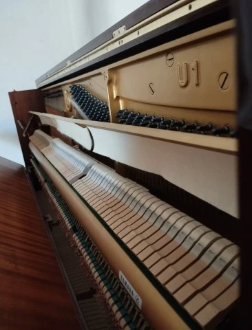 Πιάνο YAMAHA U1 μαόνι σε άριστη κατασταση 