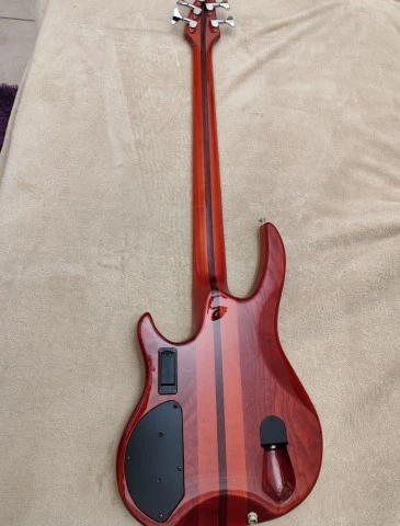 Brian Moore I5 sunburst 5χορδο