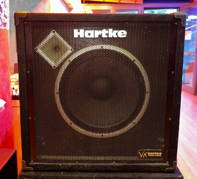 Hartke VX115 Bass Cabinet 300W / 8Ω