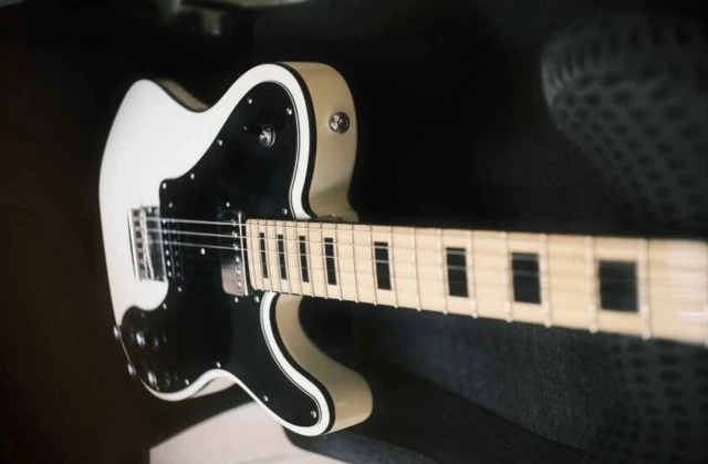 Schecter PT Olympic White Custom 2021 - Bare Knuckles 