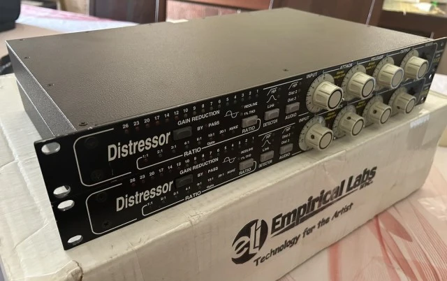 Empirical Labs Distressors matched pair