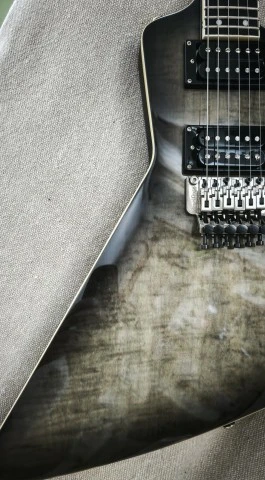 Epiphone Small Brendon Ghosthorse Προσφορές Δεκτές/Ανταλλαγές 
