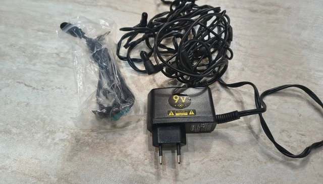  Τροφοδοτικο πεταλιων 1SPOT combo pack 9V καινουριο 