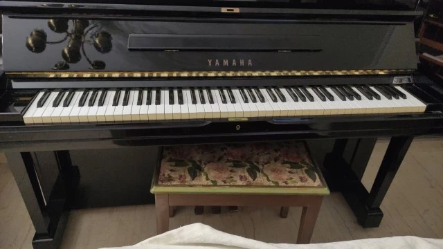 Πιάνο Yamaha U3