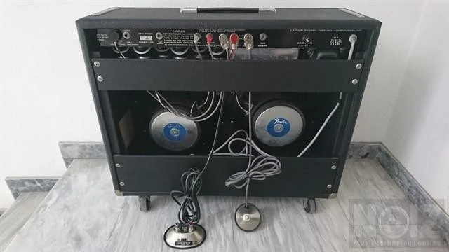 FENDER SUPER TWIN REVERB