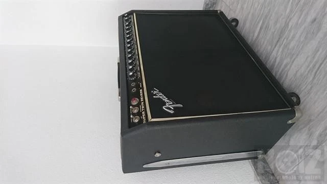FENDER SUPER TWIN REVERB