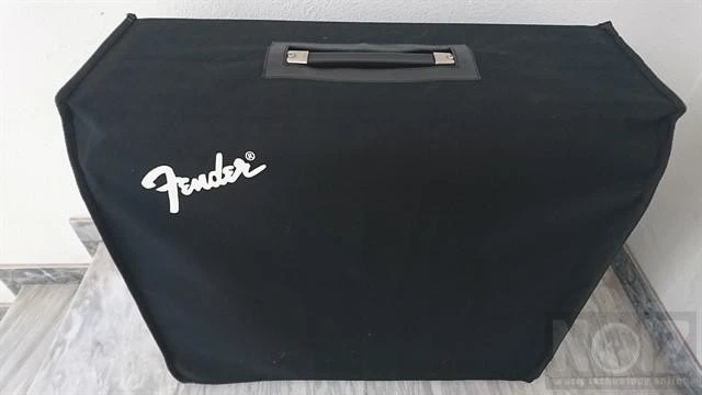 FENDER SUPER TWIN REVERB