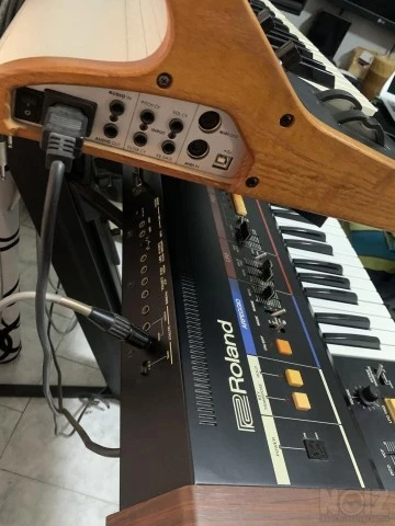 Roland Juno-60 (1983) – Άριστη Κατάσταση