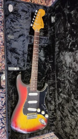 Fender stratocaster  1976