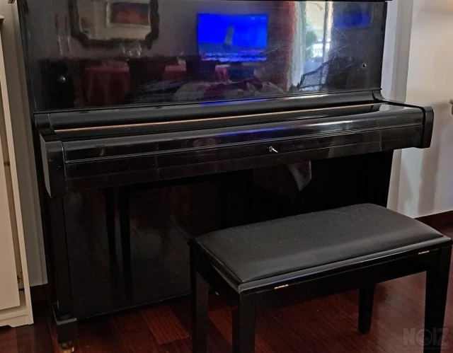 Πιάνο Yamaha U1E-  Άριστη κατάσταση, ελά