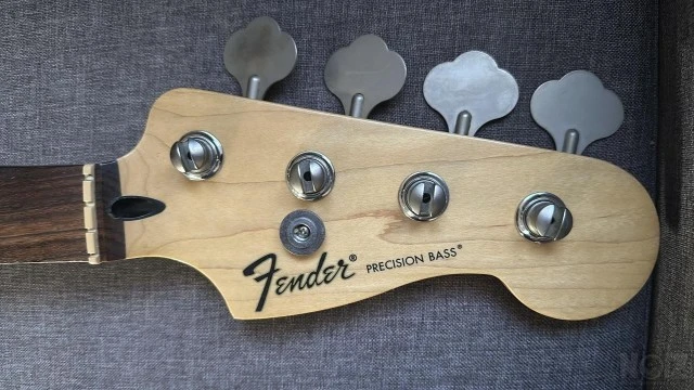 Fender Precision Bass
